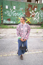 Lade das Bild in den Galerie-Viewer, Kurze Kantha-Jacke
