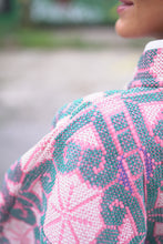 Lade das Bild in den Galerie-Viewer, Kurze Kantha-Jacke
