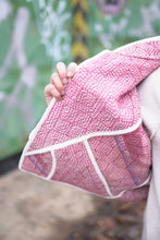 Načíst obrázek do prohlížeče Galerie, Bunda Kantha Short
