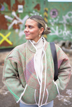 Načíst obrázek do prohlížeče Galerie, Bunda Kantha Short
