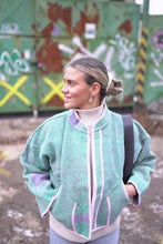 Načíst obrázek do prohlížeče Galerie, Bunda Kantha Short
