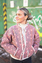 Načíst obrázek do prohlížeče Galerie, Bunda Kantha Short
