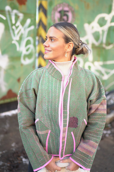 Kurze Kantha-Jacke