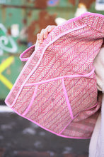 Lade das Bild in den Galerie-Viewer, Kurze Kantha-Jacke
