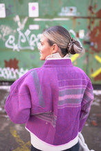 Lade das Bild in den Galerie-Viewer, Kurze Kantha-Jacke
