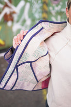 Lade das Bild in den Galerie-Viewer, Kurze Kantha-Jacke
