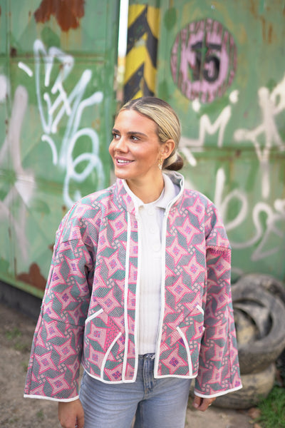 Kurze Kantha-Jacke