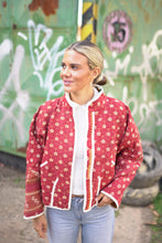Lade das Bild in den Galerie-Viewer, Kurze Kantha-Jacke
