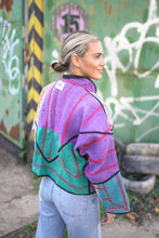 Lade das Bild in den Galerie-Viewer, Kurze Kantha-Jacke
