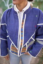 Lade das Bild in den Galerie-Viewer, Kurze Kantha-Jacke

