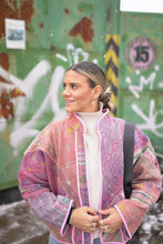 Načíst obrázek do prohlížeče Galerie, Bunda Kantha Short
