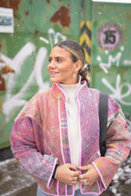 Načíst obrázek do prohlížeče Galerie, Bunda Kantha Short
