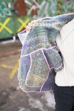 Lade das Bild in den Galerie-Viewer, Lange Kantha-Jacke
