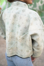 Lade das Bild in den Galerie-Viewer, Kurze Kantha-Jacke
