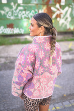 Načíst obrázek do prohlížeče Galerie, Bunda Kantha Short
