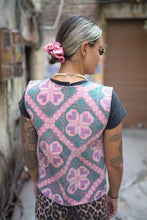 Load image into Gallery viewer, Kantha Nouba vest
