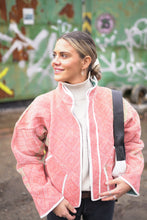 Načíst obrázek do prohlížeče Galerie, Bunda Kantha Short
