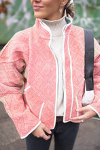 Načíst obrázek do prohlížeče Galerie, Bunda Kantha Short
