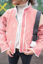 Načíst obrázek do prohlížeče Galerie, Bunda Kantha Short
