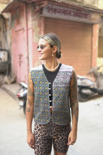 Load image into Gallery viewer, Kantha Nouba vest
